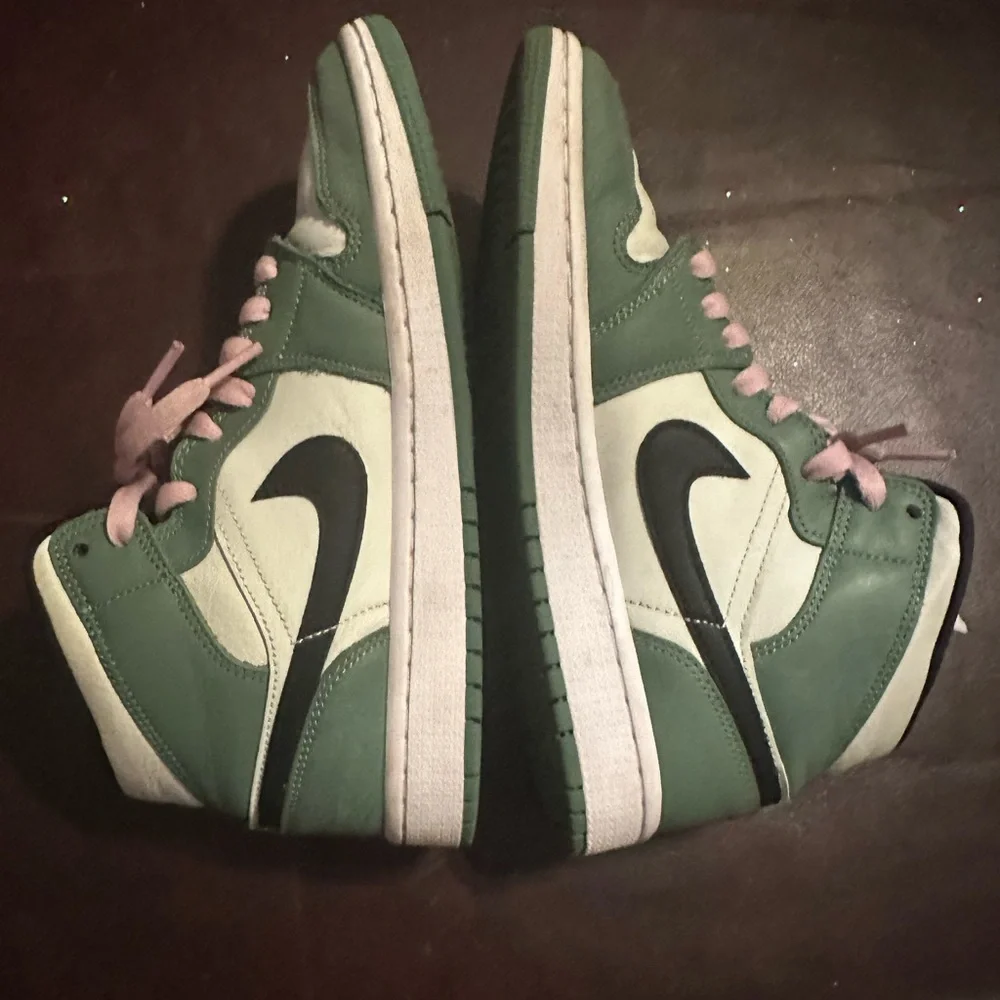 Nike Jordan - Picture 4 of 8
